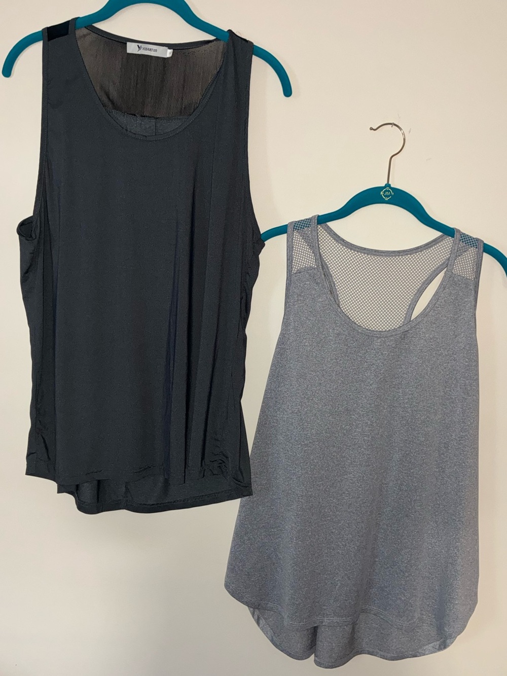 Women’s Dual-Pack Gray and Charcoal Mesh-Back Tank Tops